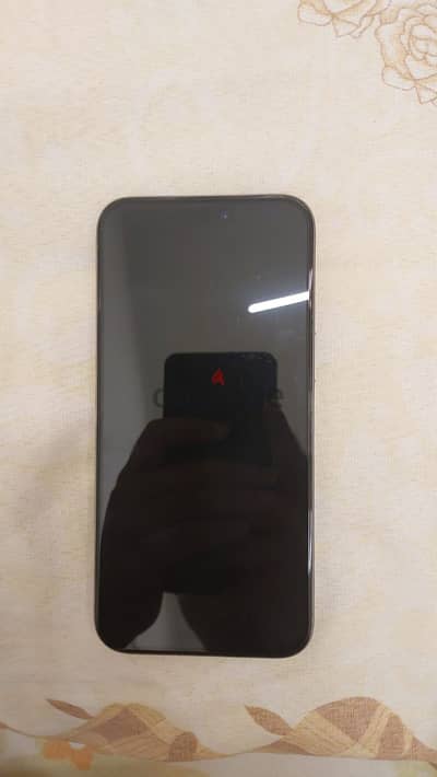 Iphone 15 pro max 256 battery 94%