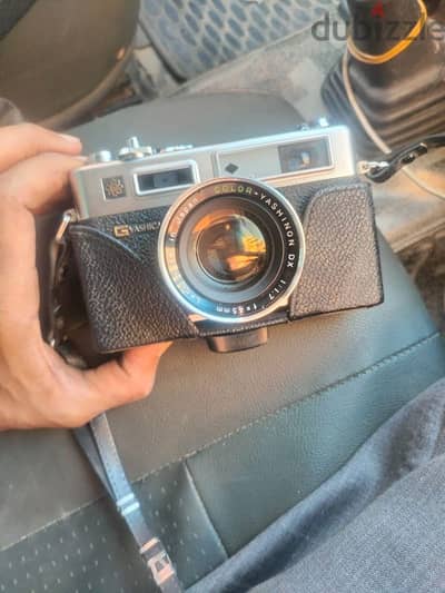 كاميرا Yashica Electro 35 GSN