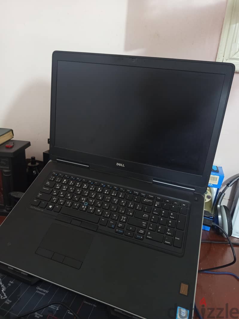 Dell Precision 7710 1