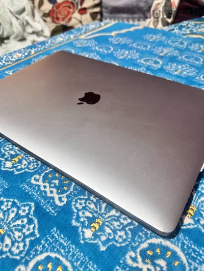 حاله زيرو هارد تيرا MacBook Pro 15” (2017)  مساحه