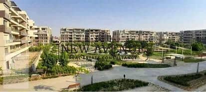 شقة تشطيب كامل للبيع في بالم هيلز نيو كايرو Palm Hills New Cairo القاهرة الجديدة المرحلة الأولى موقع متميز تشمل جراج وعضوية النادي جاهزة للاستلام فوري