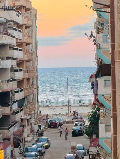 شقه للبيع في الكيلو 21 اسكندريه شاطئ النخيل دقائق للبحر والأسواق موقع سكنى ومصيفى متميز