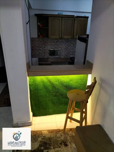 Studio for rent furnished in Hadiqah Al-Maadi, Ahmed Zaki Street, next to Fayda Kamel bus stop, and close to the metro and all transportation and services in a vital location