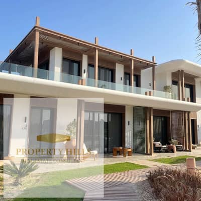 فيلا متشطبه بالتكيفات للبيع في منتجع زويا في الساحل الشمالي بالقرب من مراسي ZOYA NORTH COAST