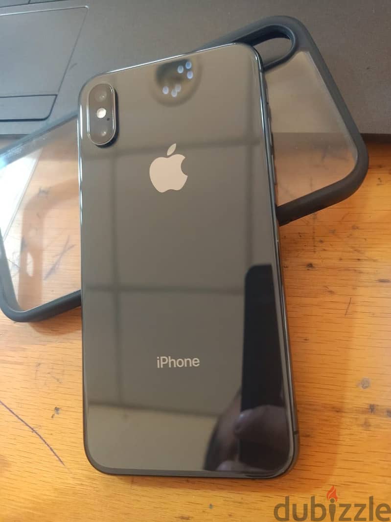 Apple - iPhone XS 8