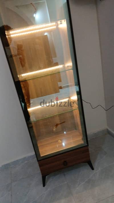 نيش معمول عمولة مودرن جديد لسه جيباه من شهر مستخدمش