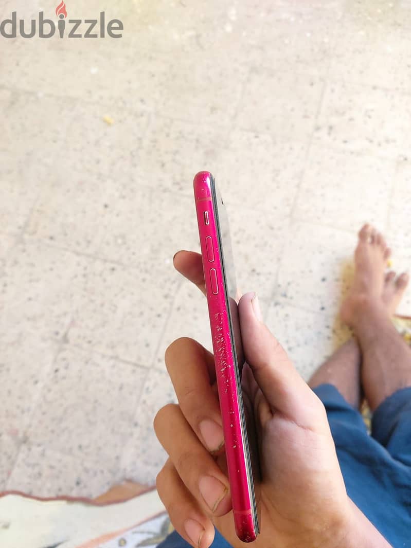 Apple - iPhone XR 3