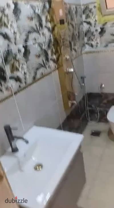 شقة اول سكن بي اسانسير بالمنطقة التاسعه