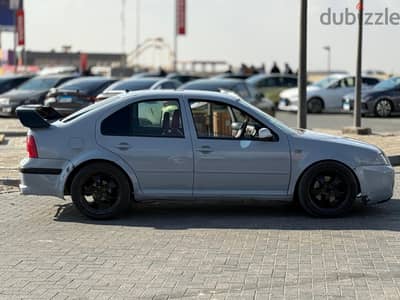 فولكسفاغن بورا 2002