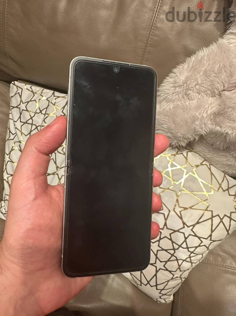 Samsung Z Flip 6 3
