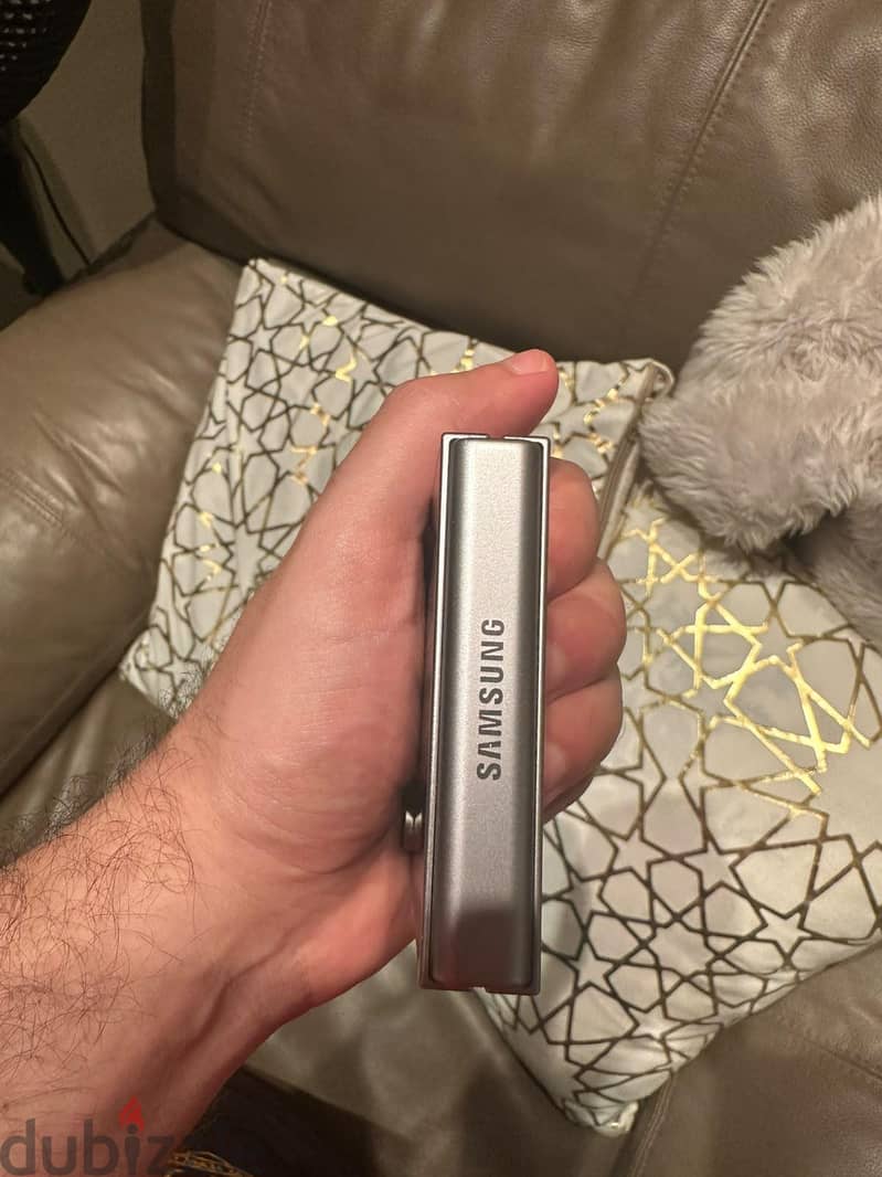 Samsung Z Flip 6 6