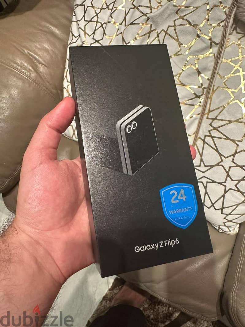 Samsung Z Flip 6 7