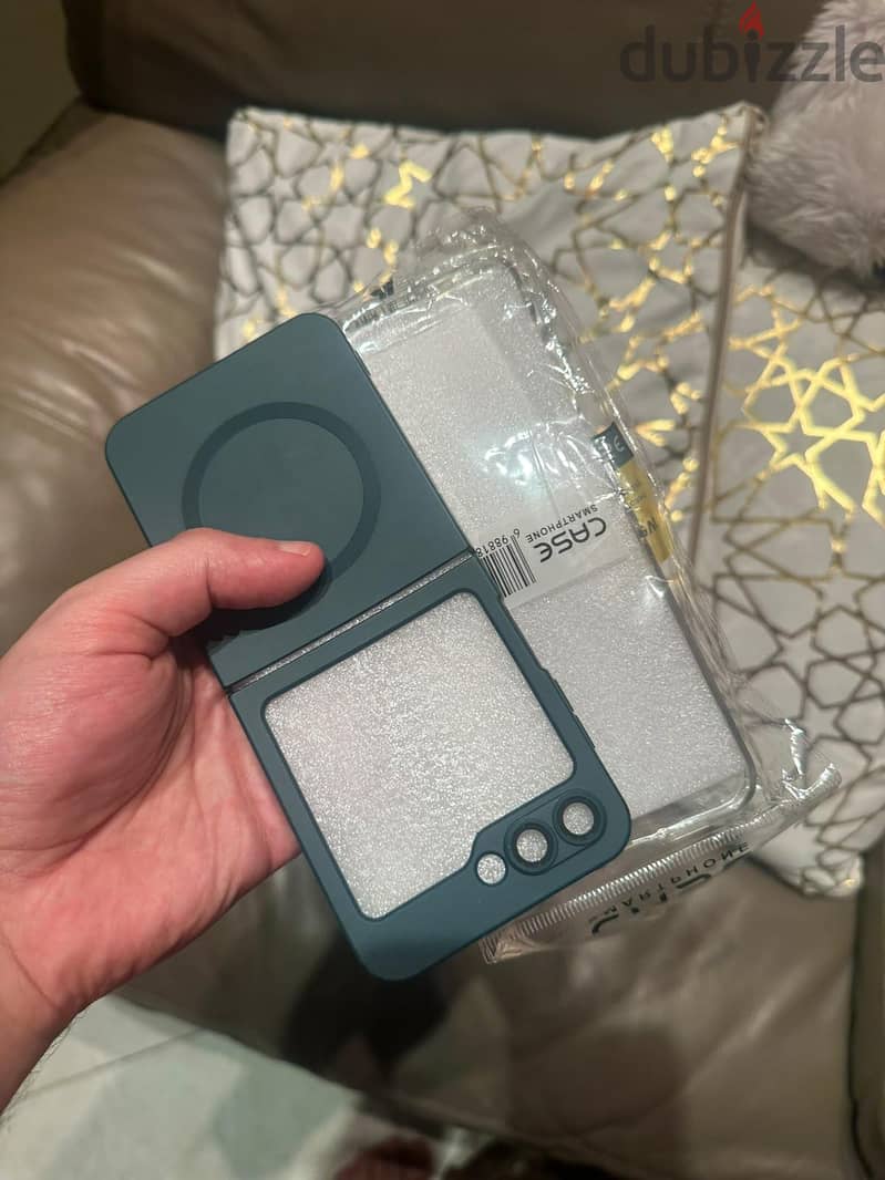 Samsung Z Flip 6 8