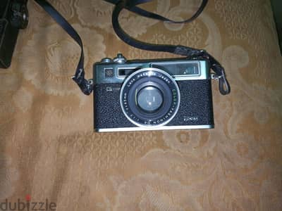 كاميرا Yashica