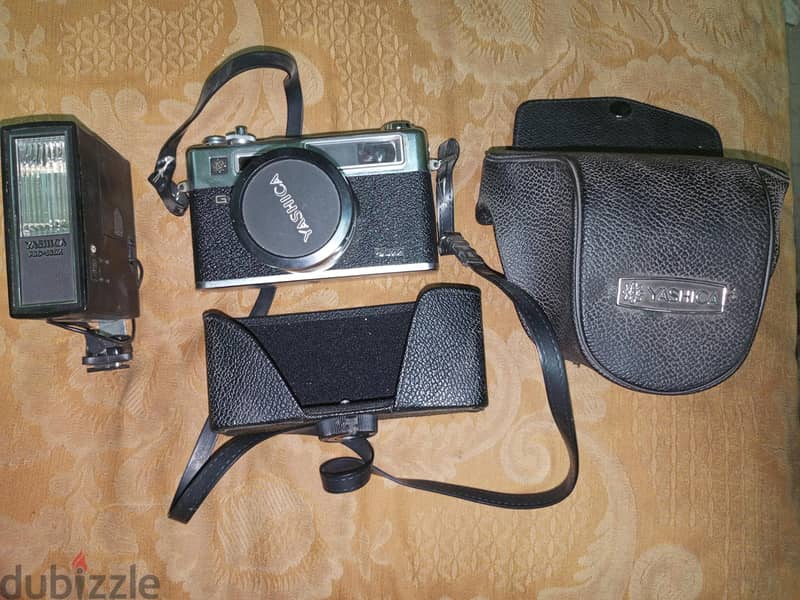 كاميرا Yashica 2