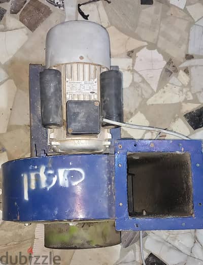 بلاور ١. ٥ حصان ملفات نحاس شبه جديد