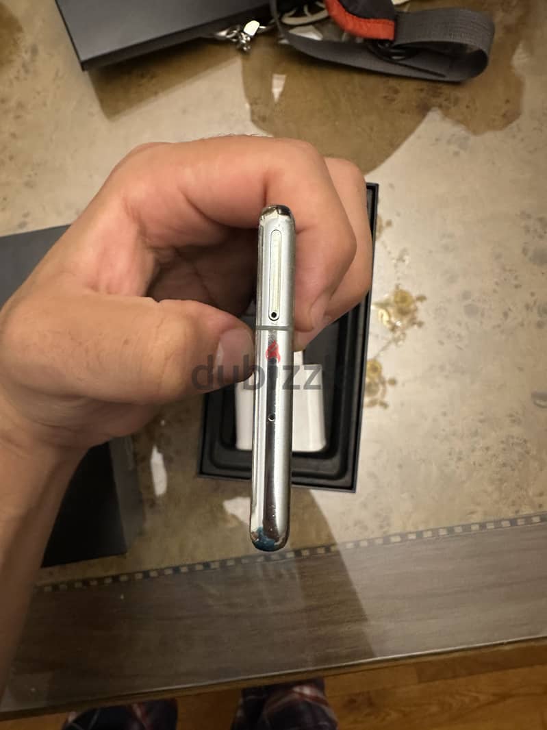 Samsung S10 Plus 4