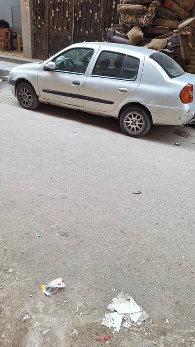 رينو كليو 2002