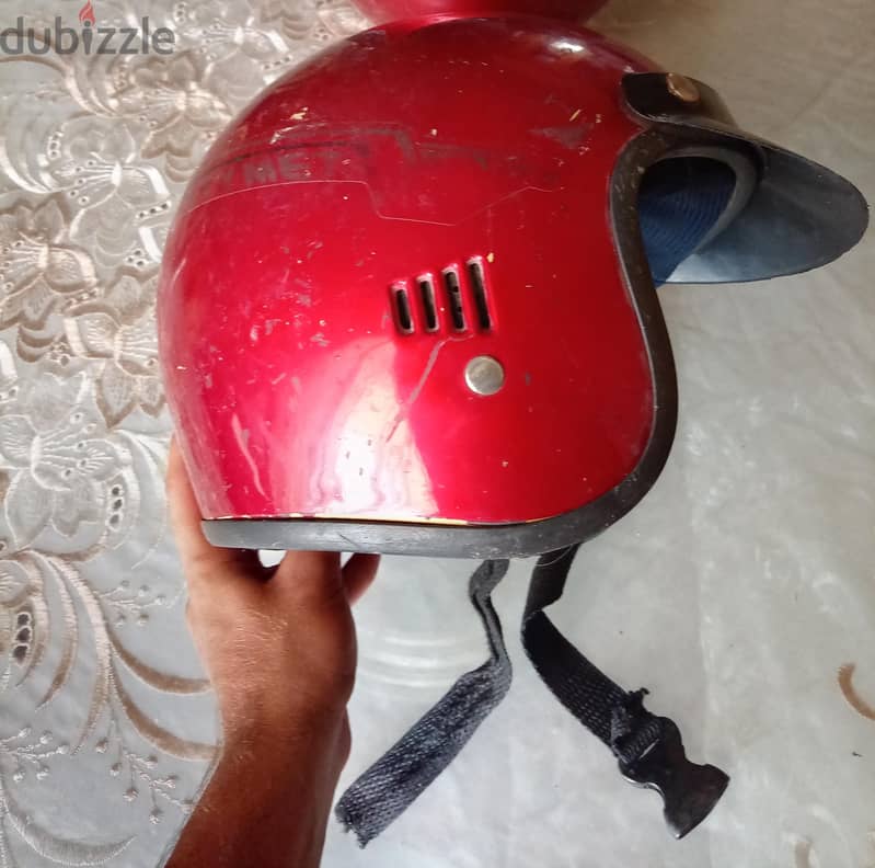 خوذه APo للبيع 2
