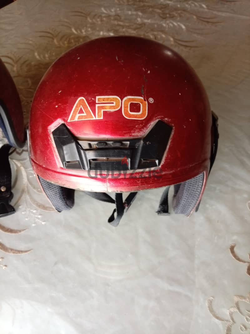 خوذه APo للبيع 4