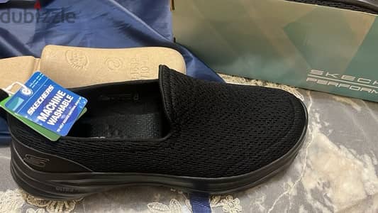 skechers
