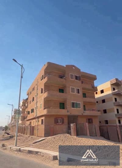 Apartment for sale in the first neighborhood, near the fifth section on the downtown main road