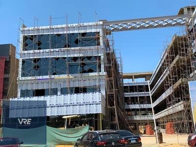 Medical clinic for sale in installments, 170 sq m, super deluxe finishing, ready for occupancy within months, opposite the American University in New