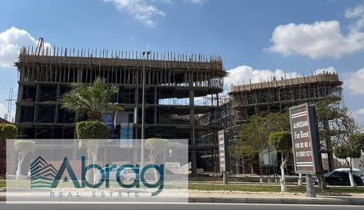 للبيع صيدليه 100 م استلام فورى قسط  موقع مميز على محور 26 يوليو اكتوبر