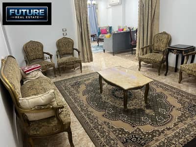 Apartment 130 m furnished first row on the Nile Corniche Maadi