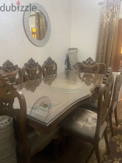 سفره 8 كراسي جوبلان وبوفيه ونيش