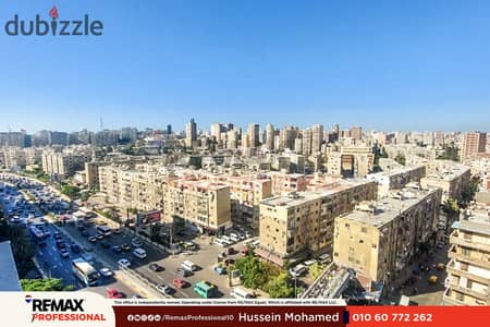 Licensed building with open views, apartment for sale in Muharram Bey, 141 m