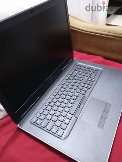 Dell 7710