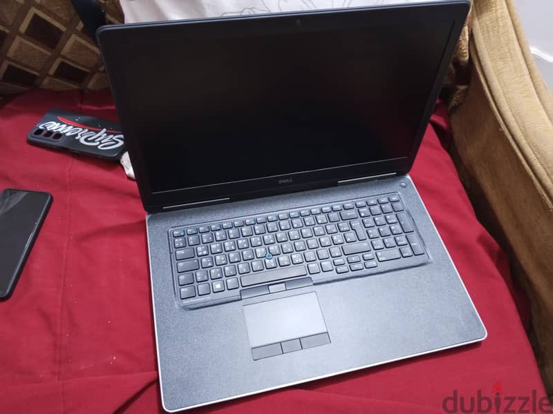 Dell 7710 1