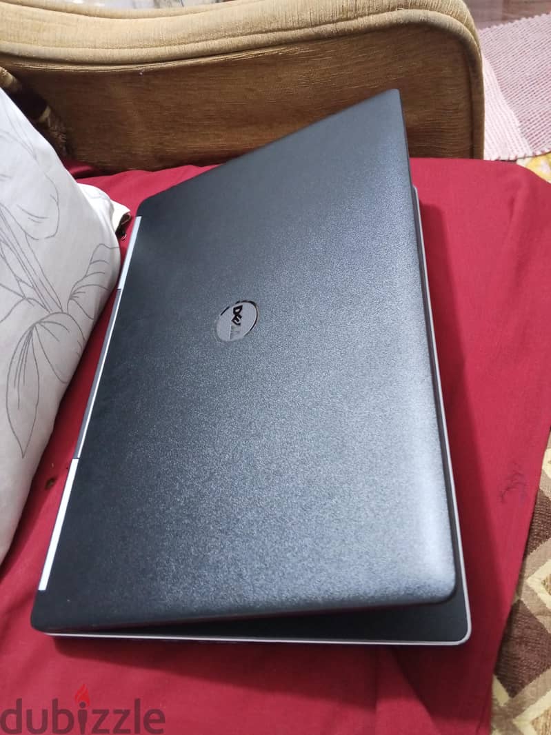Dell 7710 3