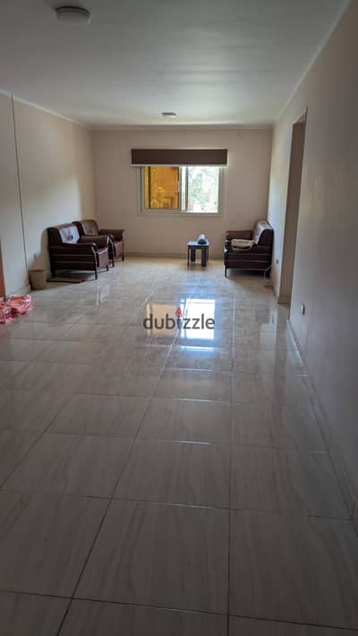 Apartment for rent unfurnished in Sheikh Zayed  district 16 block 1