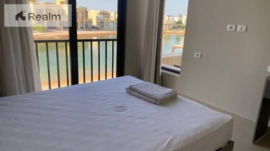 Corner townhouse Ready to move prime lagoon view