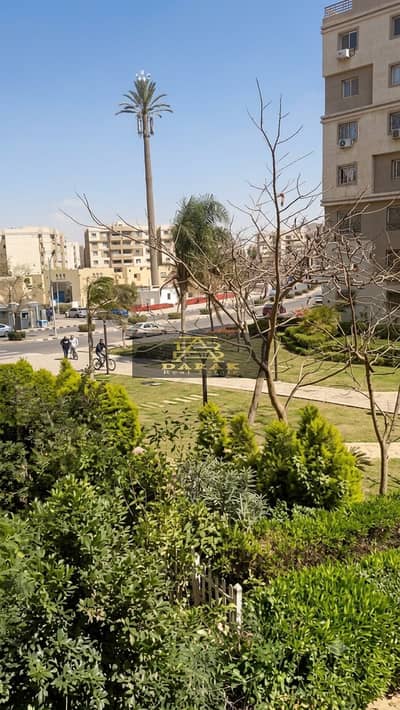 اكبر مساحة لشقة غرفتين في مدينتي بأقل سعر وموقع مميز جدا وفيو جاردن واسعة