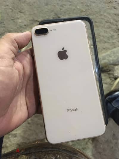 iPhone 8 Plus بالعلبه