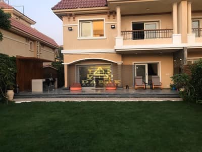 فيلا فاخره للبيع مدينتى توين هاوس بالمطبخ وتكييفات خالصه