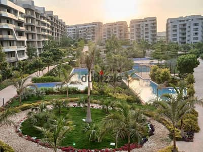 Apartment for immediate delivery, area 146 m in a compound with complete services, living and residing in Future City next to Madinty and the Golden Square, the gathering, and the administrative capital. Move in and live.