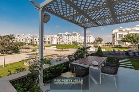 Received immediately the last villa in Hyde Park with a Private Roof in Mountain View Hyde Park in front of Mivida and Hyde Park and AUC University