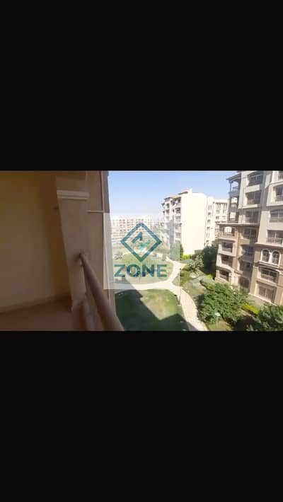 شقه للبيع بسعر لقطه 3نوم 3حمام مساحه205متر فى البى2 فيو جاردنmm