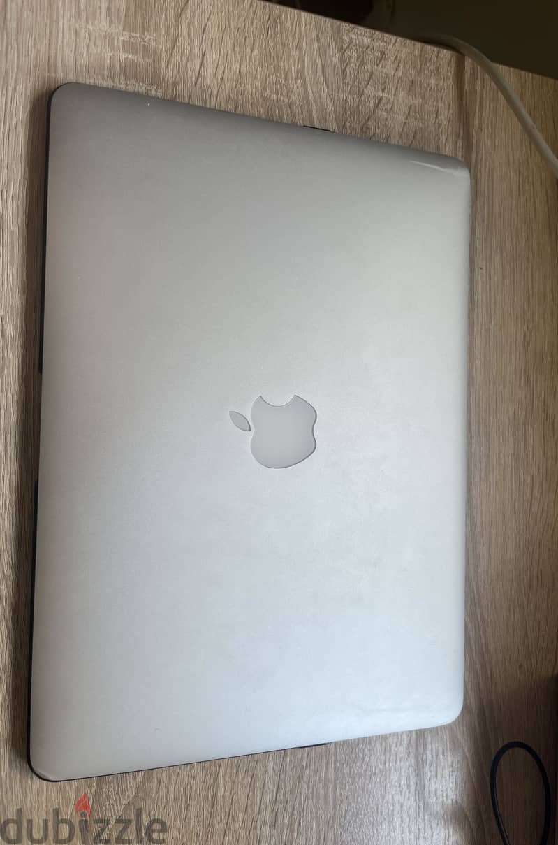 MacBook Air 2017 13.3 inch 1