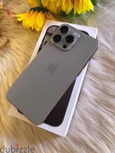 ايفون ١٤ برو ماكس كوبي ب٢٠٠٠