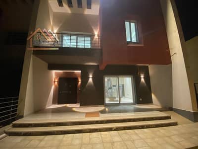 Villa Model II, fully finished in ultra super luxury, at a special price, relatively close to the food court and services.