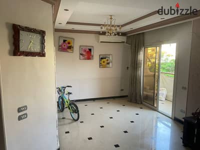 Apartment for sale in the South Academy with air conditioning