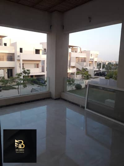 شاليه مفروش بالكامل للإيجار بإطلالة مفتوحة في قرية Hacienda Bay (متاح في شهر أغسطس)