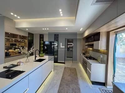 شقة جاهزة للاستلام نصف مفروشة للبيع في جاليريا التجمع Galleria New Cairo