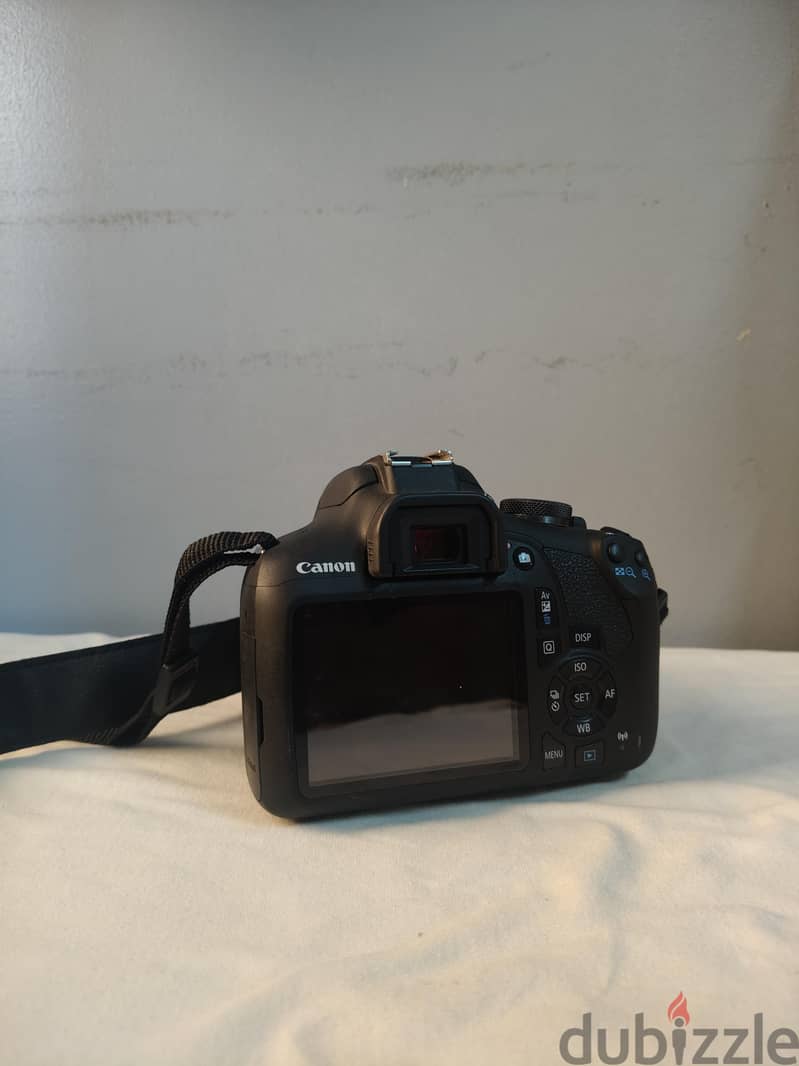 Canon eos 2000 D used ( with it's lens and accessories) 3