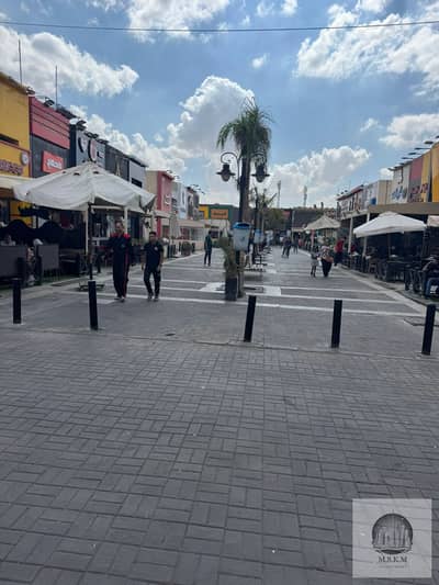 Shop for rent in the Eastern Market in Al Rehab, 64 sq m, in a prime location, suitable for a restaurant or cafe, at a great price.